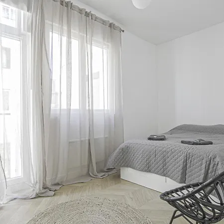 Apartment F4 - Palais De Justice - Proche Gare